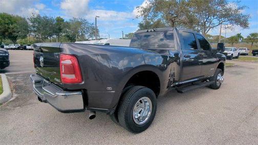 2024 RAM 3500 Big Horn Crew Cab 4x4 8' Box