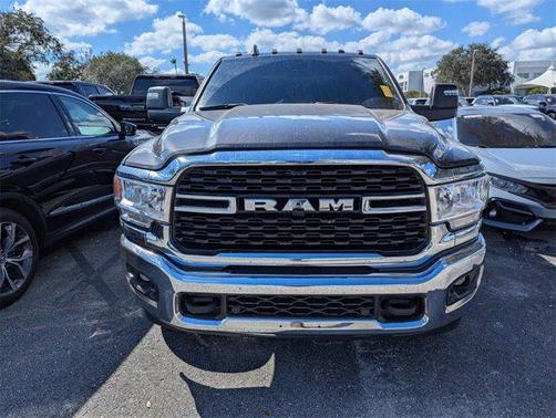 2024 RAM 3500 Big Horn Crew Cab 4x4 8' Box