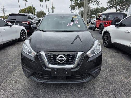 2020 Nissan Kicks SV