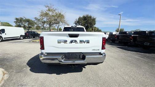 2026 RAM 3500 Tradesman Crew Cab 4x4 8' Box