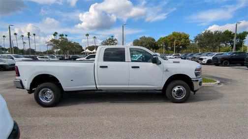 2026 RAM 3500 Tradesman Crew Cab 4x4 8' Box