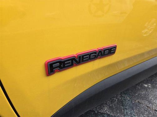 2023 Jeep Renegade Trailhawk