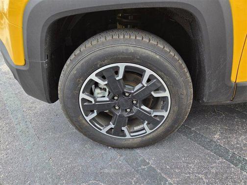 2023 Jeep Renegade Trailhawk