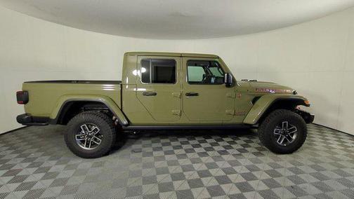 2025 Jeep Gladiator Mojave X