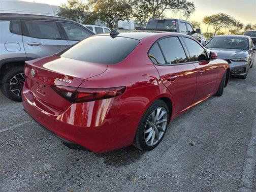 2022 Alfa Romeo Giulia Ti