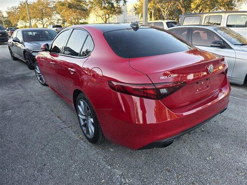 2022 Alfa Romeo Giulia Ti