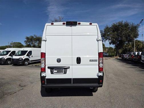 2026 RAM ProMaster 2500 Tradesman