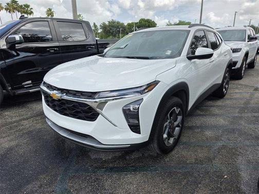 2025 Chevrolet Trax LT