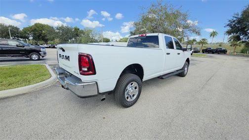 2025 RAM 2500 Tradesman Crew Cab 4x4 8' Box