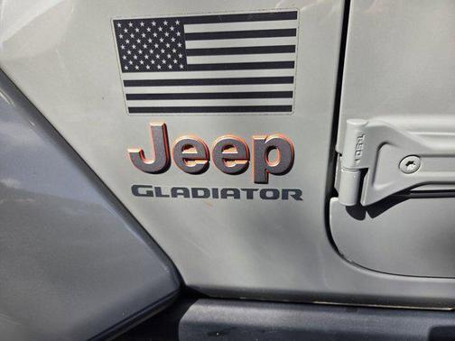 2021 Jeep Gladiator Mojave 4X4