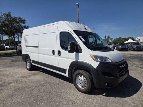 Bright White Clearcoat 2026 RAM ProMaster 2500 Tradesman