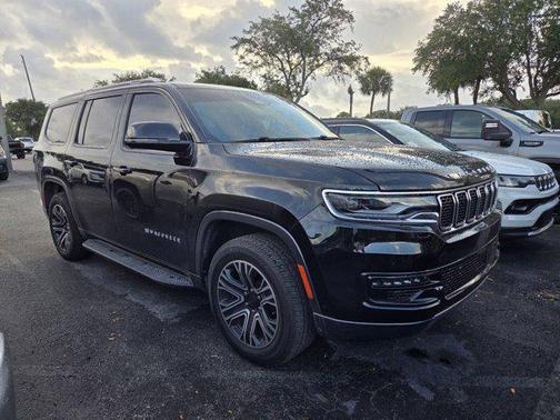 Diamond Black Crystal Pearlcoat 2022 Jeep Wagoneer Series III 4x2