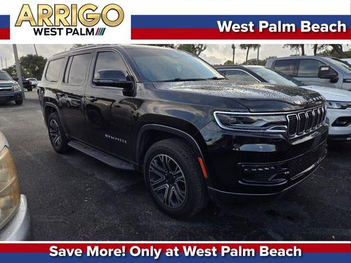 Diamond Black Crystal Pearlcoat 2022 Jeep Wagoneer Series III 4x2