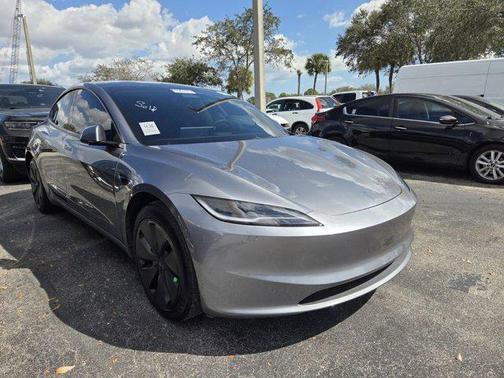 2025 Tesla Model 3 Long Range