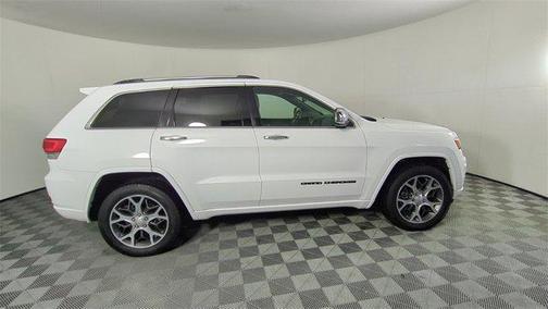 2019 Jeep Grand Cherokee Overland