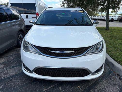 2019 Chrysler Pacifica Limited