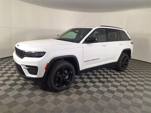 2025 Jeep Grand Cherokee Altitude