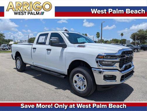 2025 RAM 2500 Tradesman Crew Cab 4x4 8' Box
