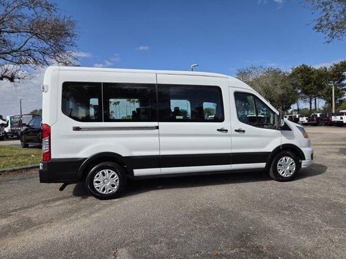 2022 Ford Transit-350 XLT