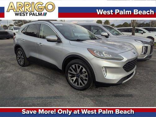 2020 Ford Escape Titanium