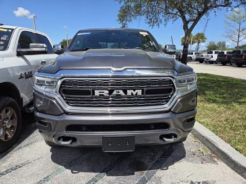 Granite Crystal Metallic Clearcoat 2021 RAM 1500 Limited