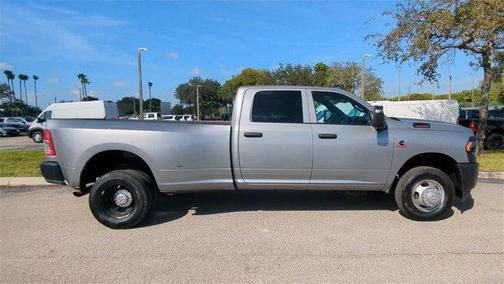 2024 RAM 3500 Tradesman Crew Cab 4x4 8' Box