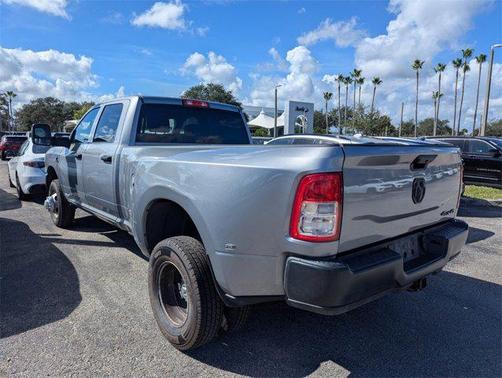 2024 RAM 3500 Tradesman Crew Cab 4x4 8' Box