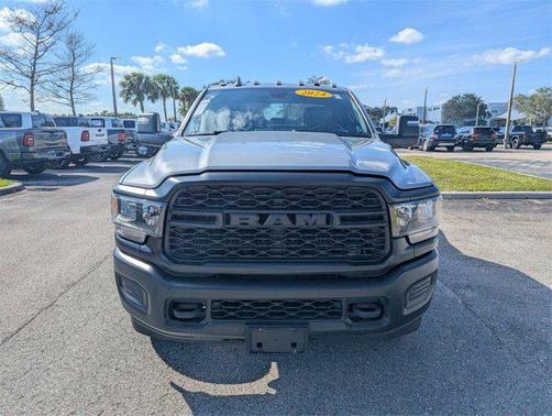 2024 RAM 3500 Tradesman Crew Cab 4x4 8' Box