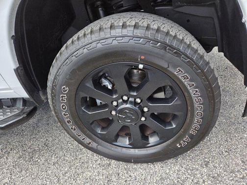 2025 RAM 2500 Big Horn Crew Cab 4x4 6'4' Box