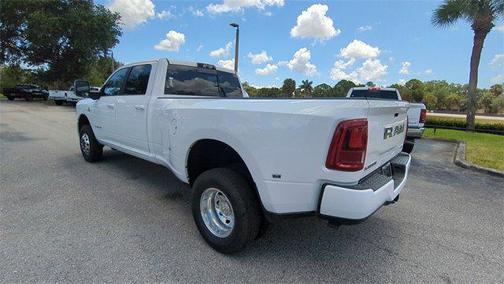 2025 RAM 3500 Laramie Crew Cab 4x4 8' Box