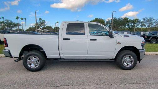 2026 RAM 2500 Tradesman Crew Cab 4x4 6'4' Box
