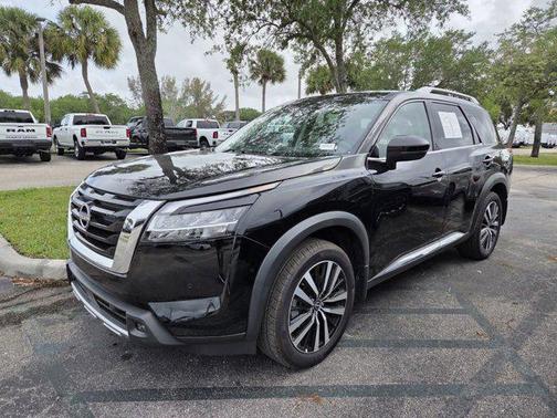 Super Black 2024 Nissan Pathfinder Platinum FWD