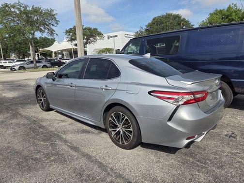 Celestial Silver Metallic 2020 Toyota Camry SE