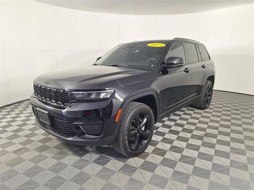 2023 Jeep Grand Cherokee Altitude