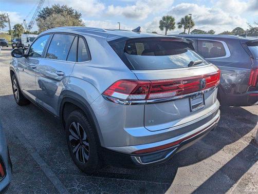 2025 Volkswagen Atlas Cross Sport 2.0T SE