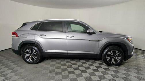 2025 Volkswagen Atlas Cross Sport 2.0T SE