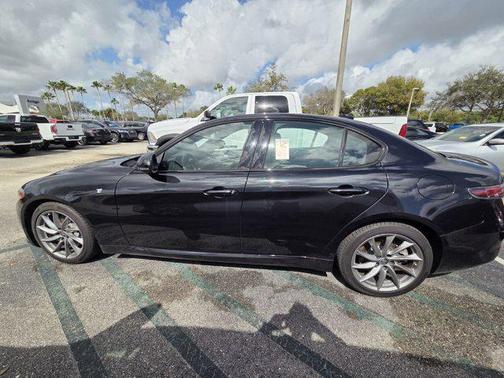 2024 Alfa Romeo Giulia Ti