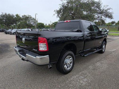 2022 RAM 2500 Big Horn Crew Cab 4x4 6'4' Box