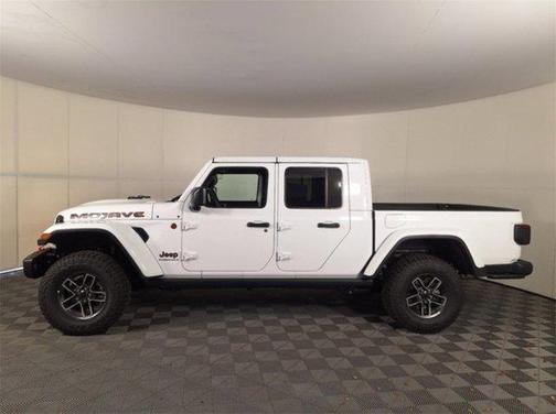 2025 Jeep Gladiator Mojave X