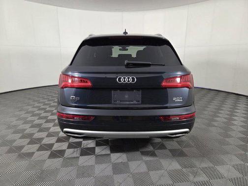 2018 Audi Q5 2.0T Tech Premium