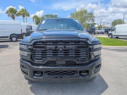 2025 RAM 2500 Big Horn Crew Cab 4x4 6'4' Box