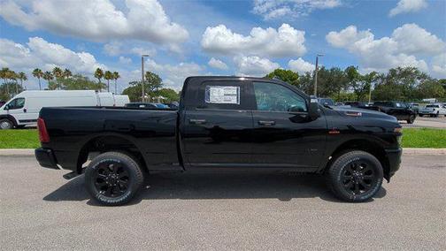 2025 RAM 2500 Big Horn Crew Cab 4x4 6'4' Box