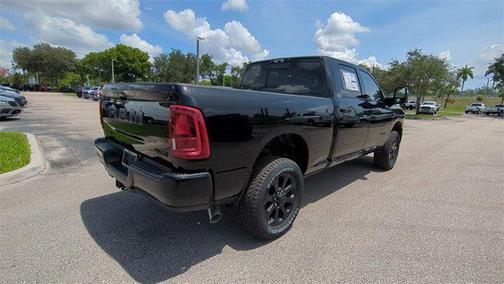2025 RAM 2500 Big Horn Crew Cab 4x4 6'4' Box