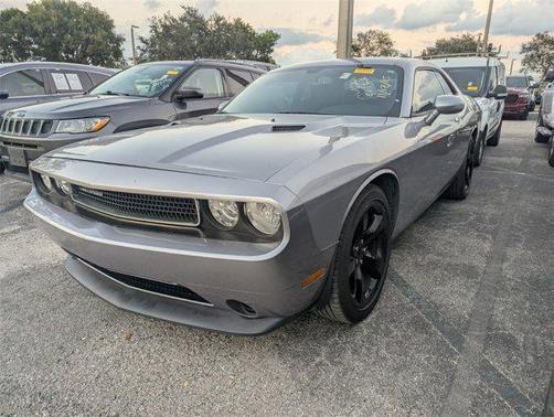 2013 Dodge Challenger SXT