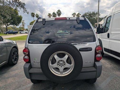 2005 Jeep Liberty Sport
