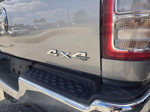 2022 RAM 3500 Big Horn Crew Cab 4x4 8' Box