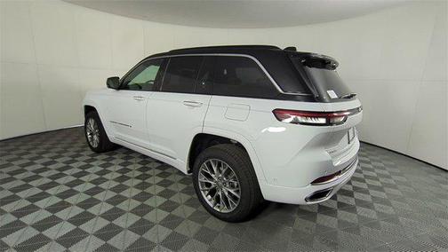 2025 Jeep Grand Cherokee L Summit