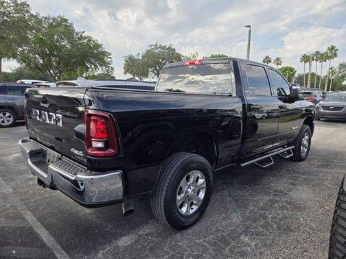 Diamond Black Crystal Pearlcoat 2025 RAM 2500 Big Horn Crew Cab 4x4 6'4' Box