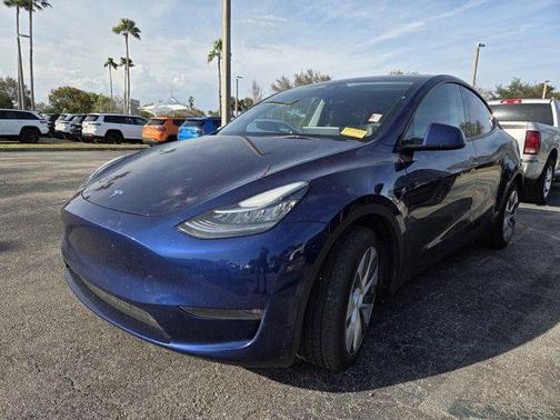 2023 Tesla Model Y Long Range Dual Motor All-Wheel Drive