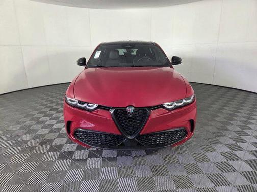 Alfa Rosso 2025 Alfa Romeo Tonale AWD